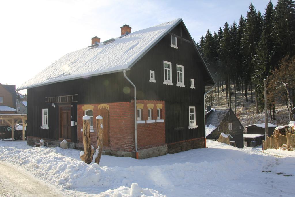 Apartmán Ferienhaus Anno Dazumal, Wie Zu Oma'S Zeiten Klingenthal Pokoj fotografie