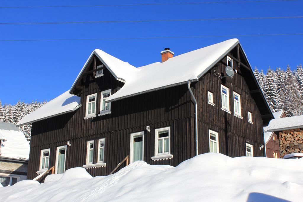 Apartmán Ferienhaus Anno Dazumal, Wie Zu Oma'S Zeiten Klingenthal Exteriér fotografie