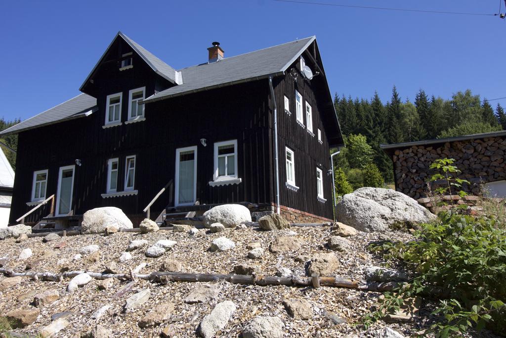 Apartmán Ferienhaus Anno Dazumal, Wie Zu Oma'S Zeiten Klingenthal Exteriér fotografie