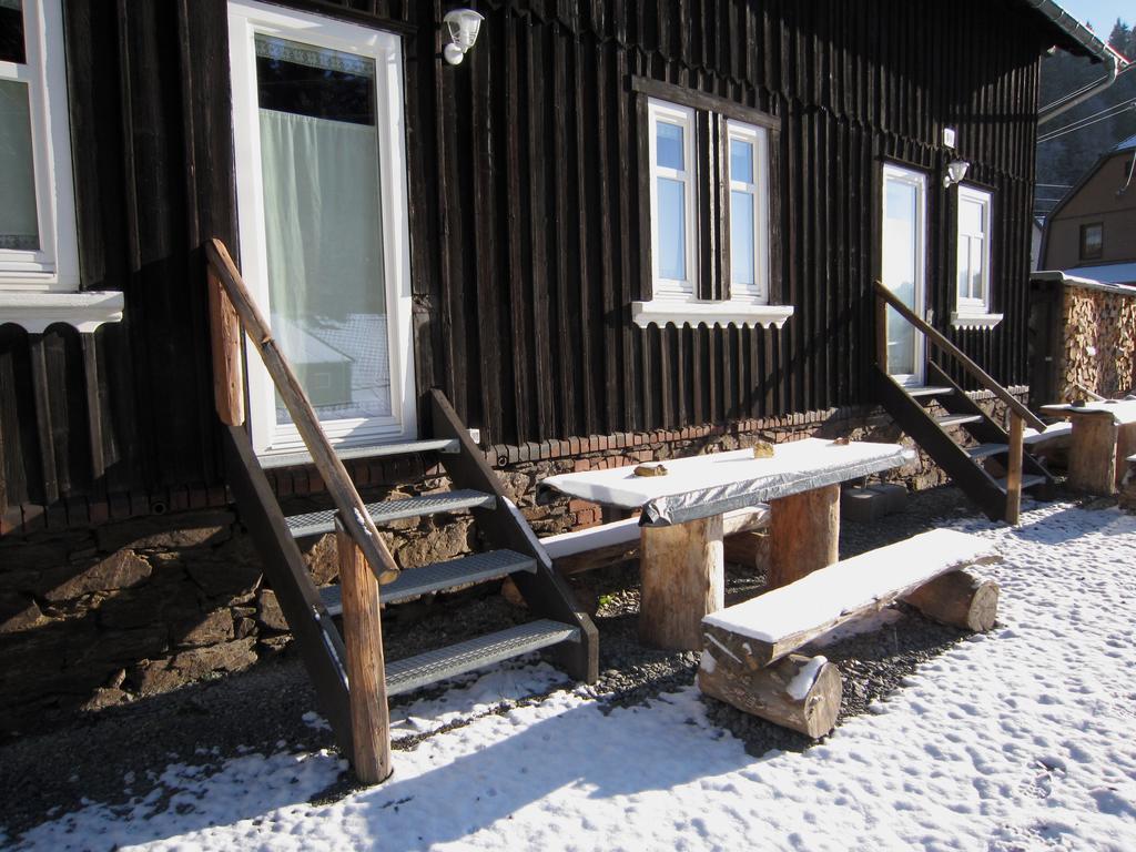 Apartmán Ferienhaus Anno Dazumal, Wie Zu Oma'S Zeiten Klingenthal Exteriér fotografie