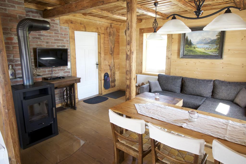 Apartmán Ferienhaus Anno Dazumal, Wie Zu Oma'S Zeiten Klingenthal Exteriér fotografie